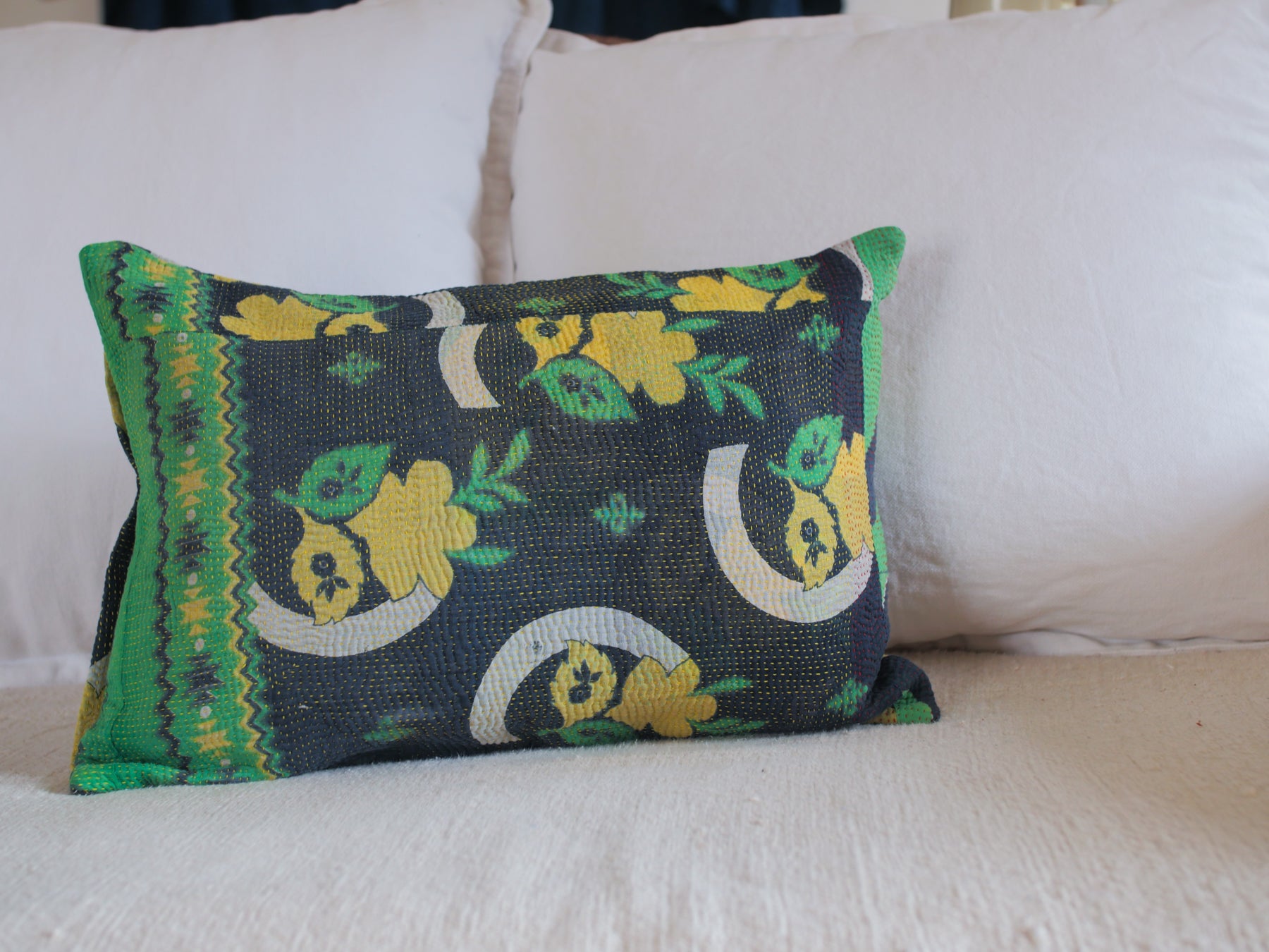Housse de coussin kantha