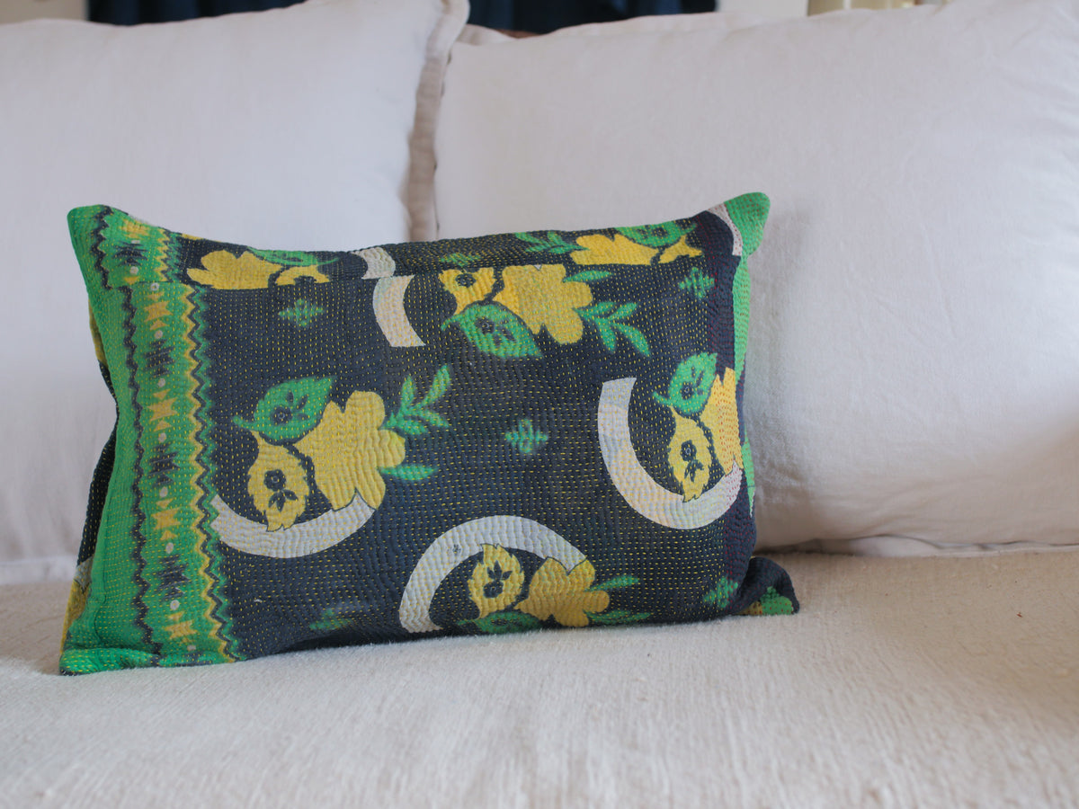Housse de coussin kantha
