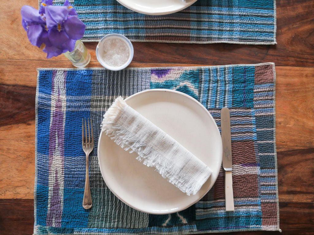 Set de table fait main avec du coton recyclée. 