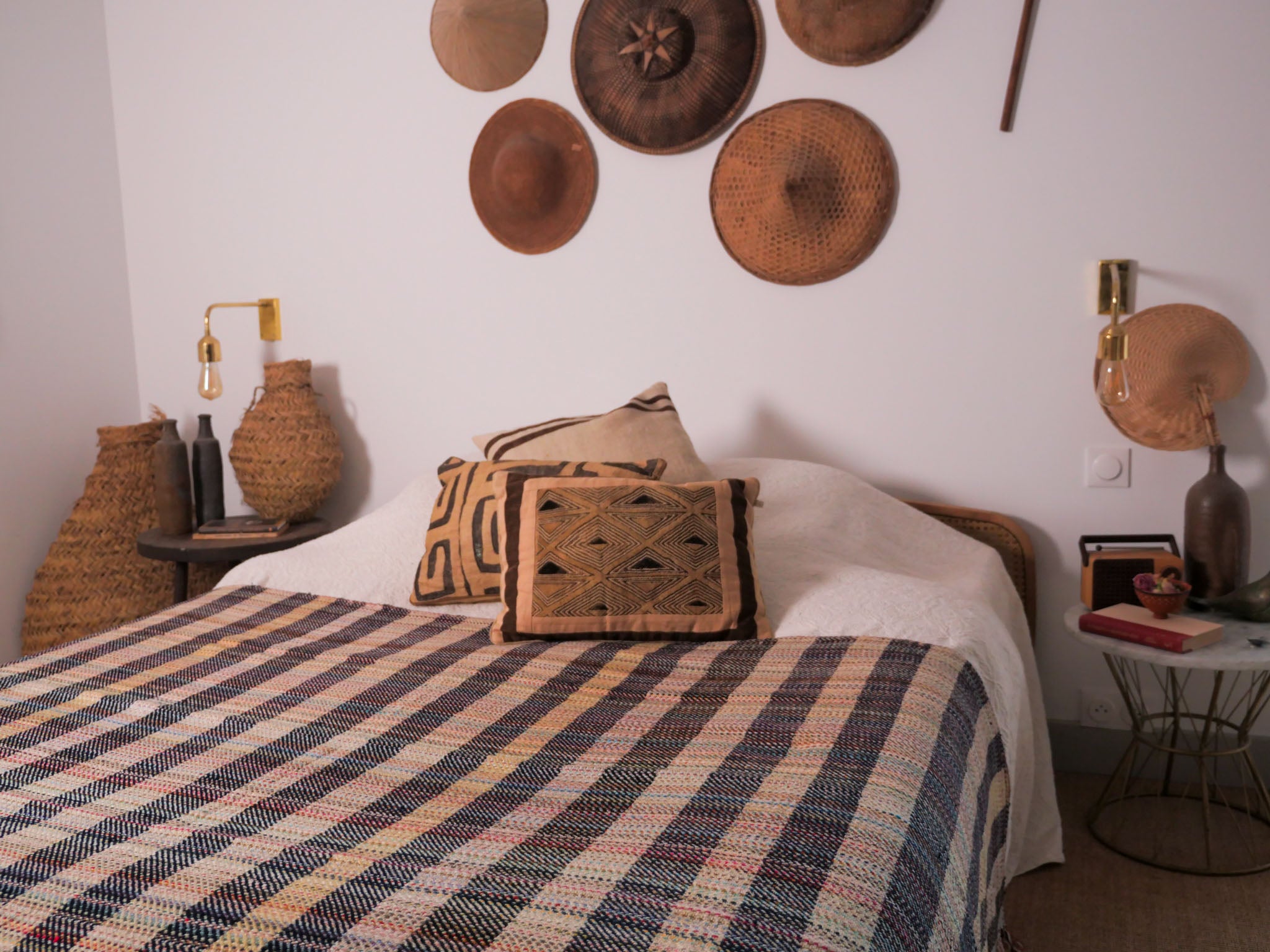 Plaid en laine recyclé tissé main.