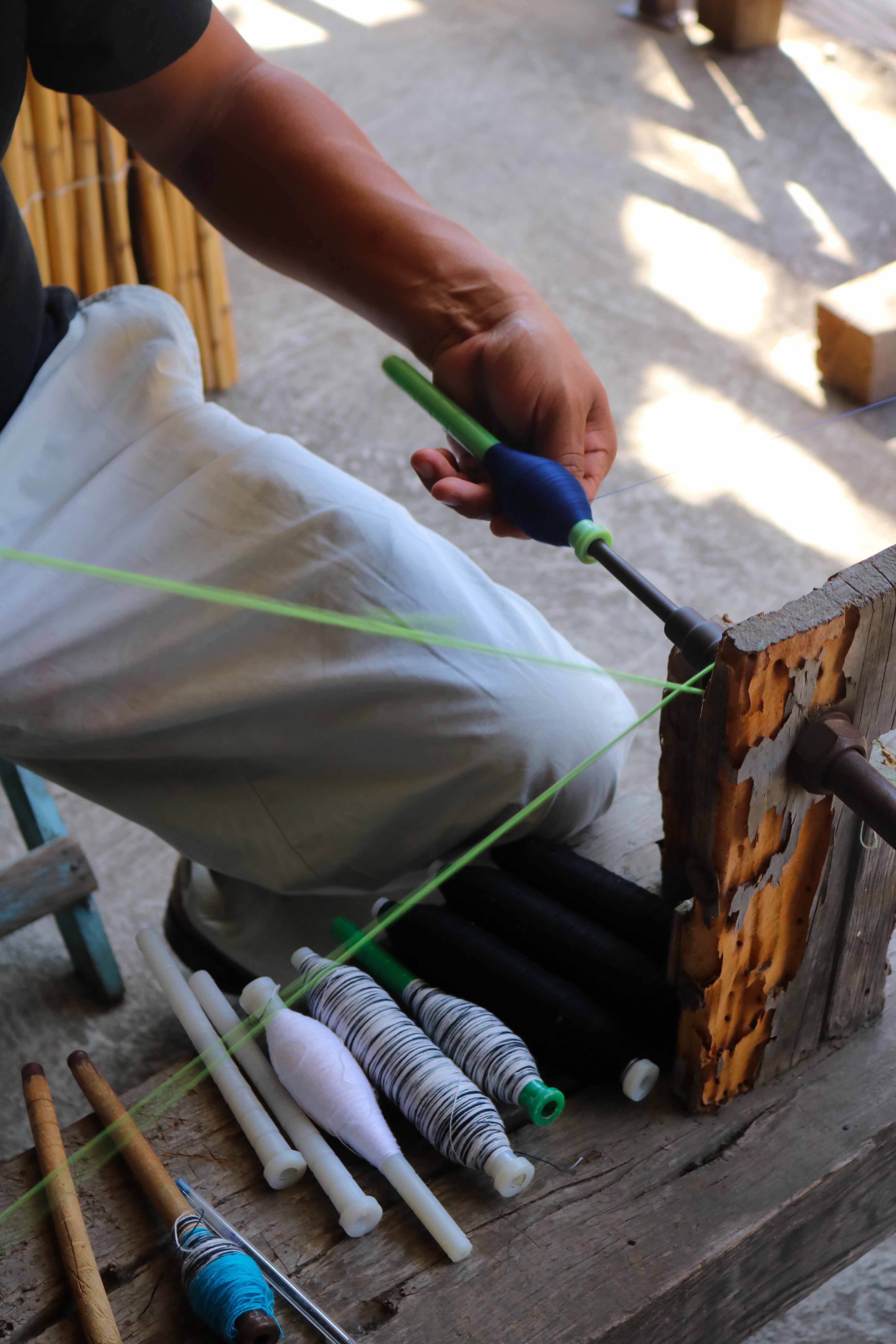 Coussin mitla, coton tissé main au Mexique, 50x50cm