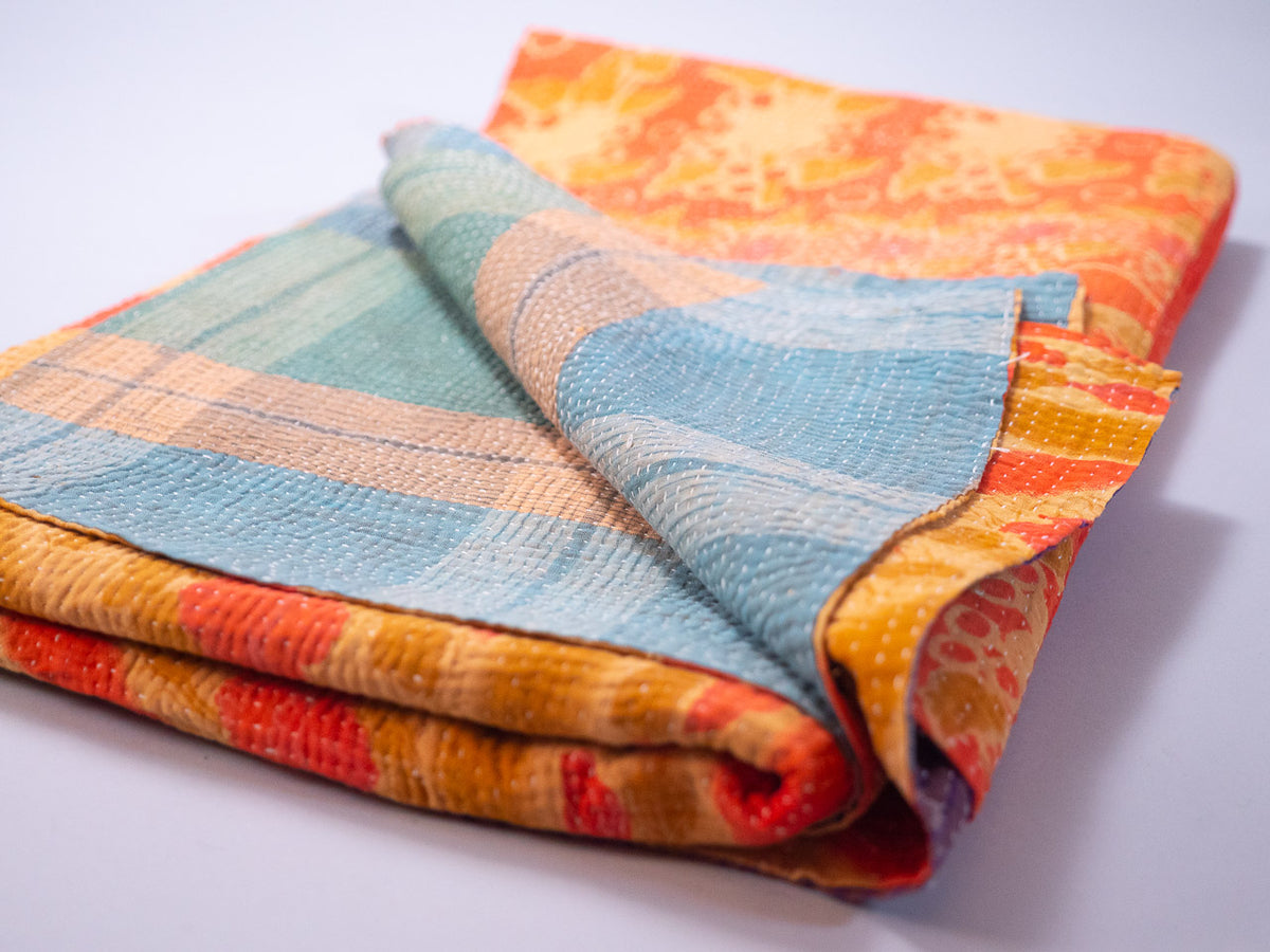 Kantha sari couvre-lit, coton recyclé brodé à la main , No 3 130 X 212cm