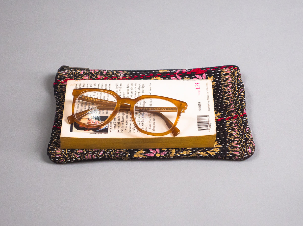 Kantha trousse en coton recyclé.