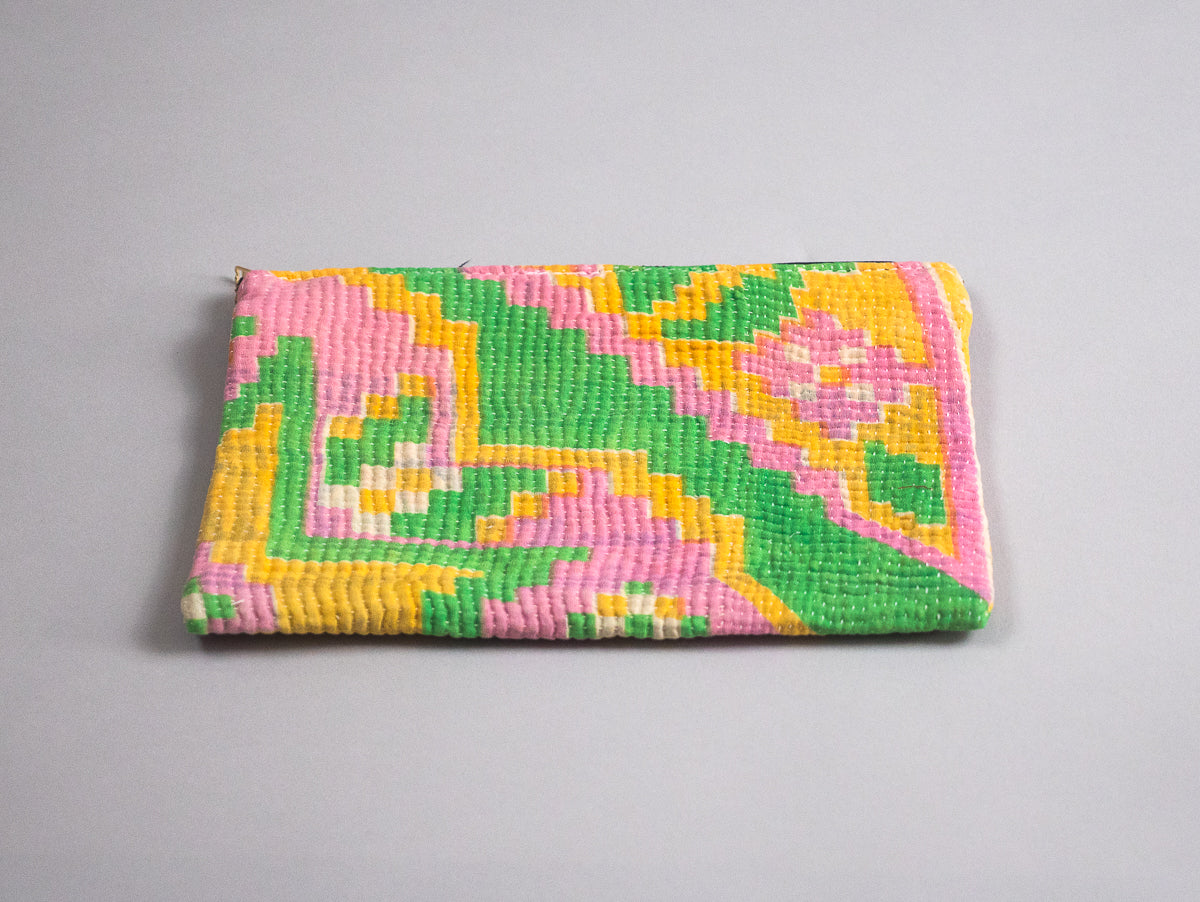 Kantha trousse en coton recyclé.