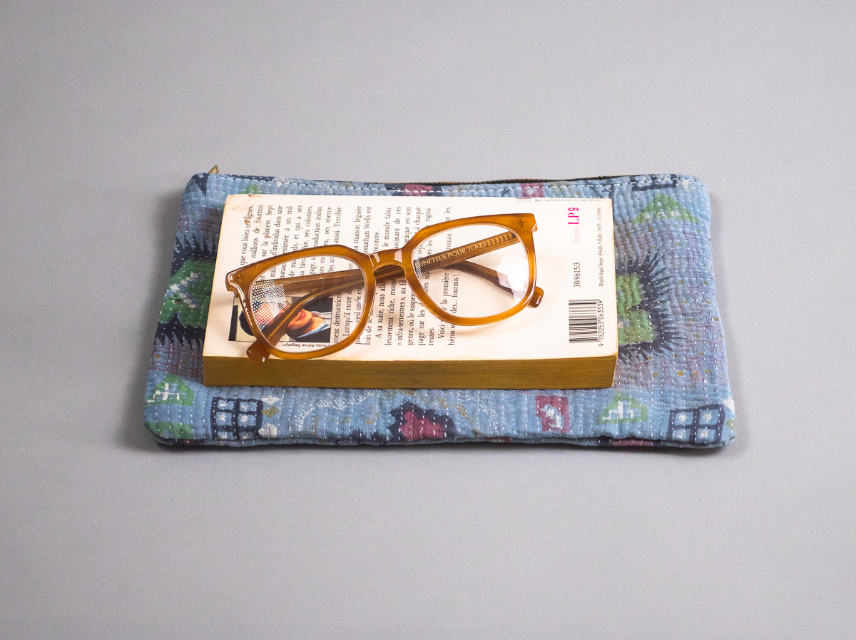 Kantha trousse en coton recyclé.