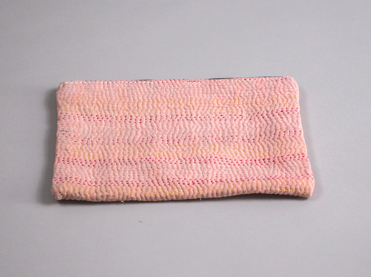 Kantha trousse en coton recyclé.