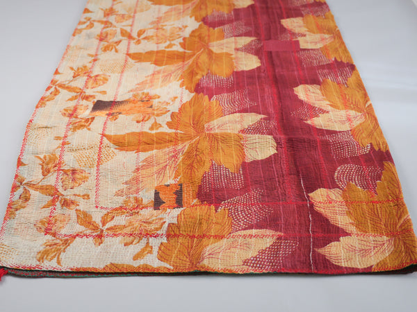 Kantha couvre lit en sari recyclé