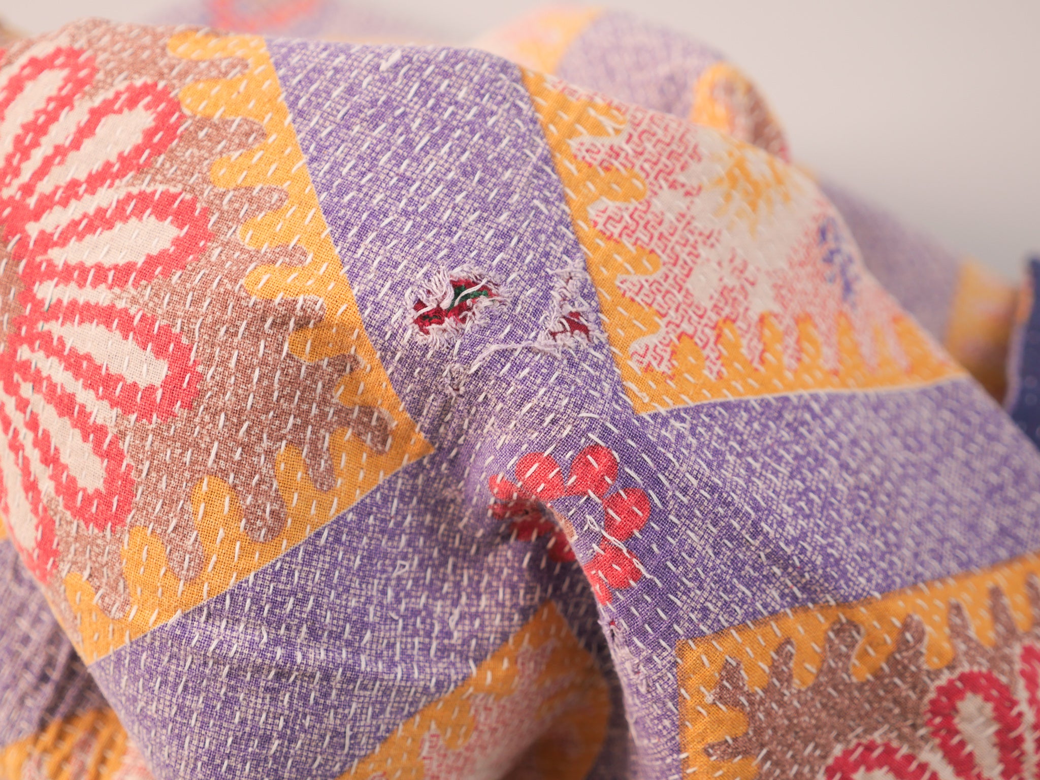 Kantha couvre lit en sari recyclé