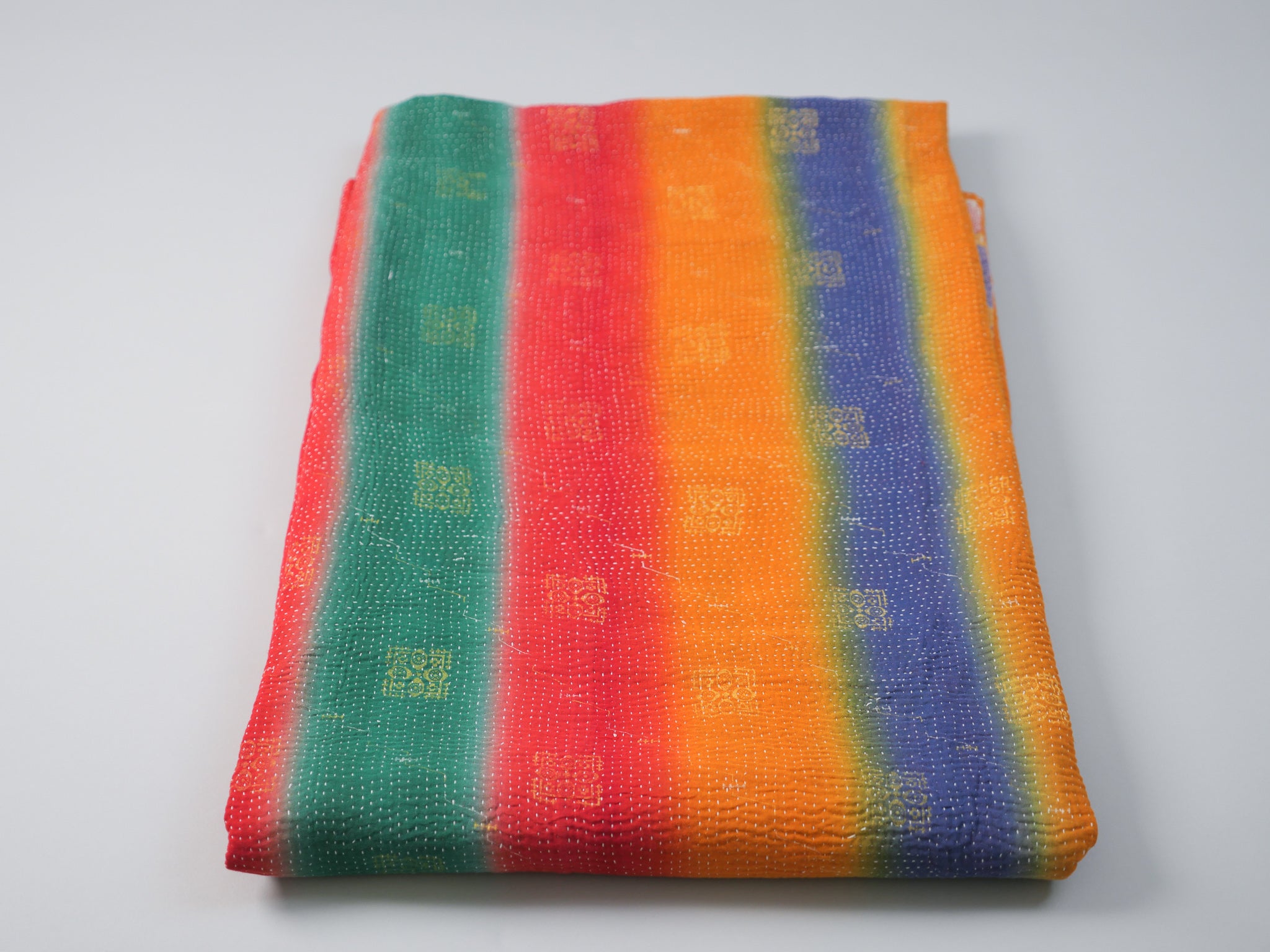 Kantha couvre lit en sari recyclé