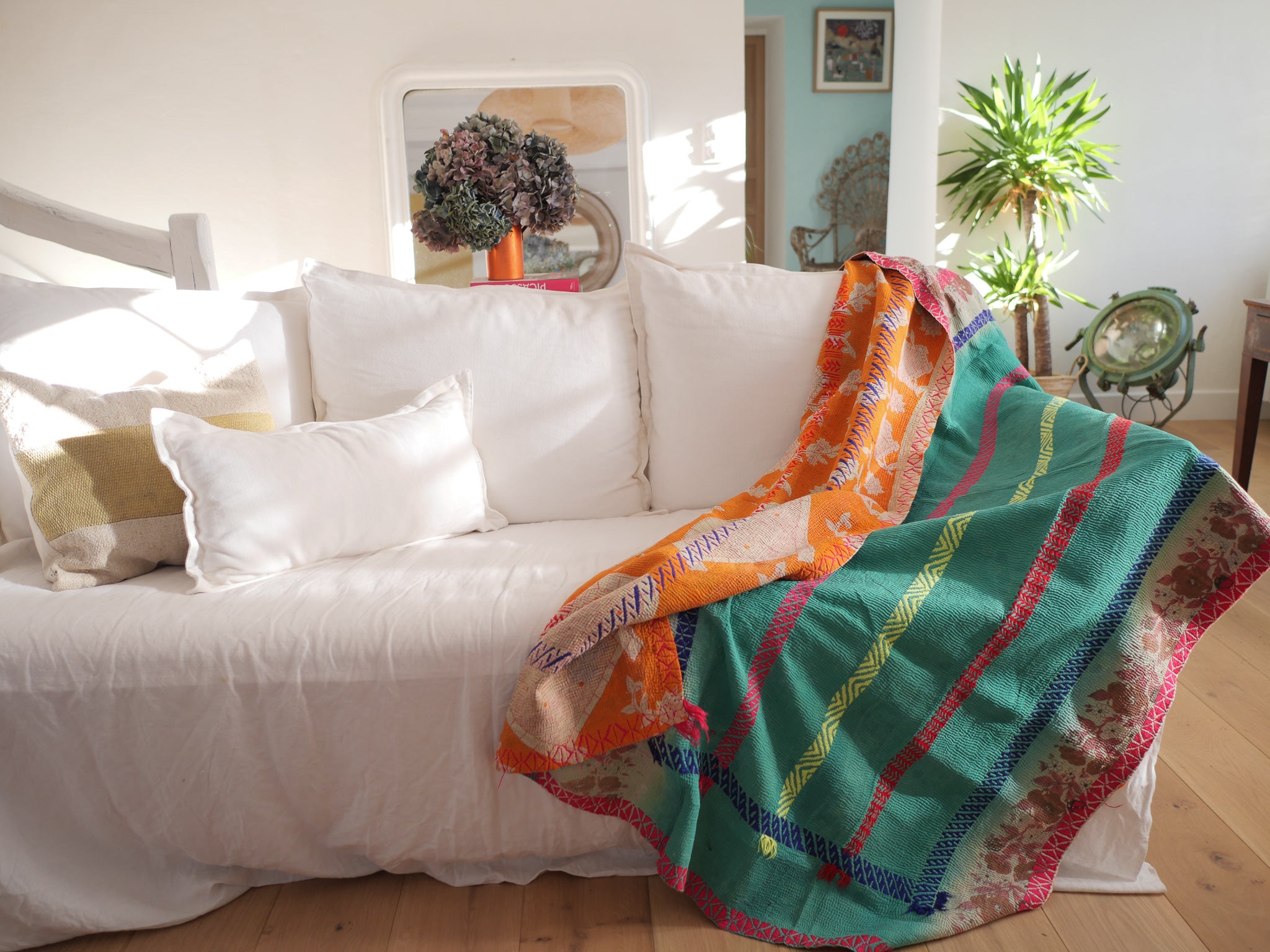 Kantha sari couvre-lit  No.60 “Midsummer night’s dream”,  coton recyclé brodé à la main Image secondaire du produit