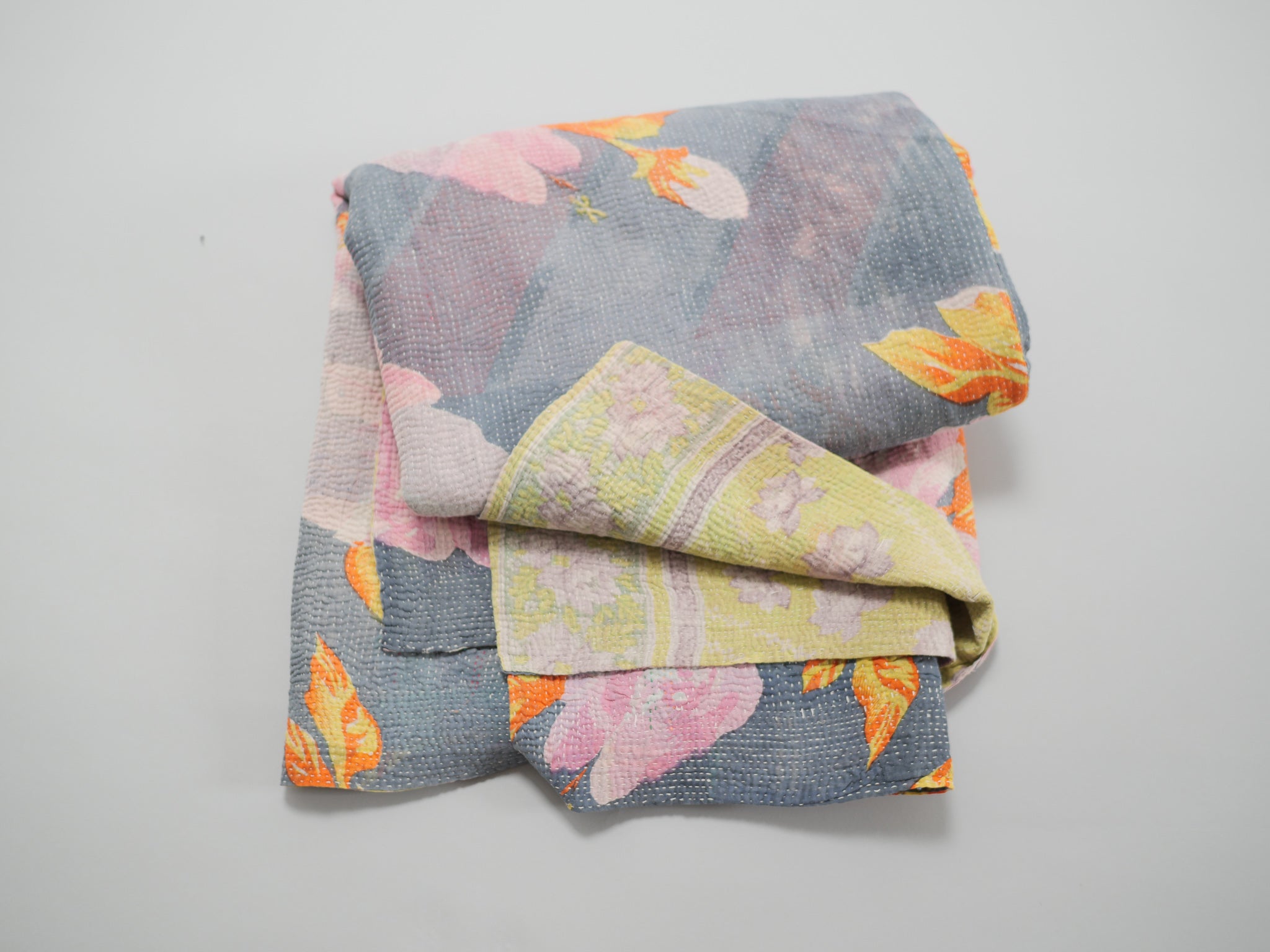Kantha, couvre lit en coton recyclé