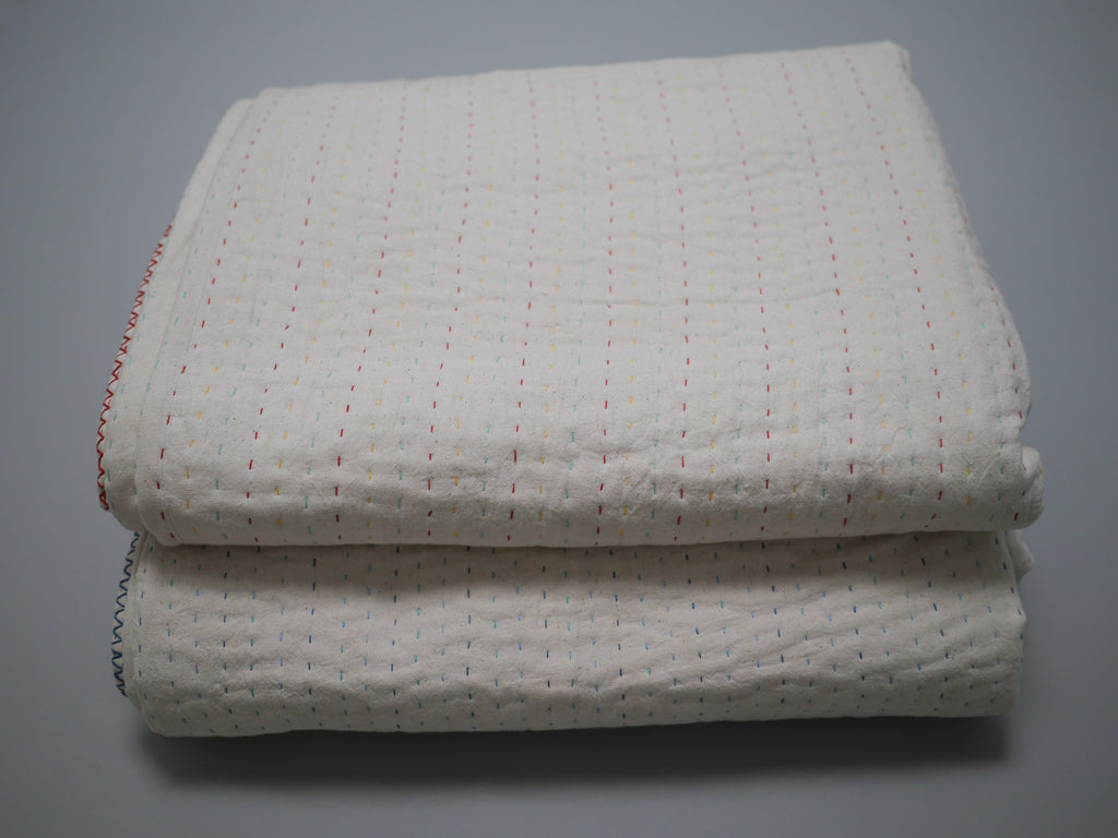 Plaid en coton brodé main 