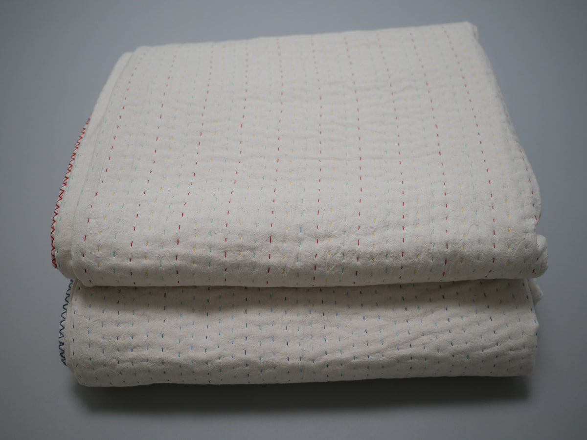 Plaid en coton brodé main 