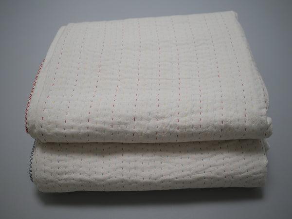 Plaid en coton brodé main 