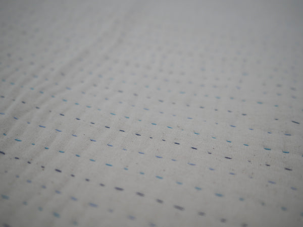 Plaid en coton brodé main 