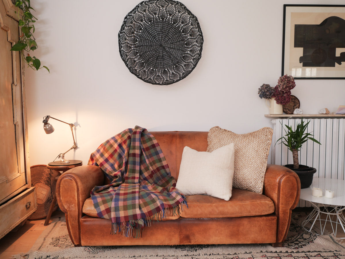 Plaid en laine d'agneau Mcnutt. Fabriqué en Irlande.