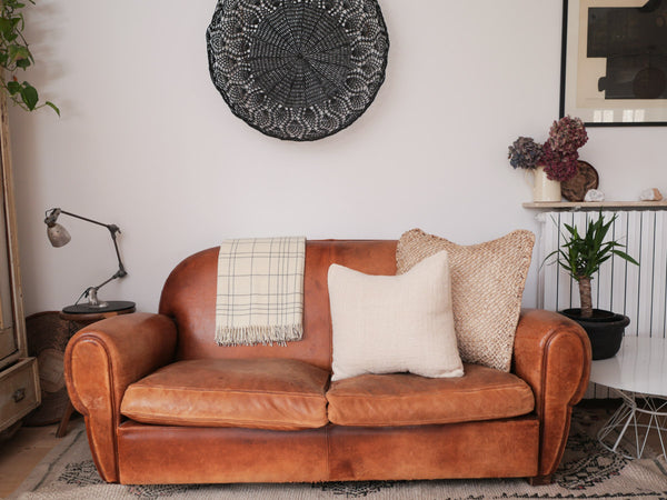 Plaid en laine d'agneau Mcnutt. Fabriqué en Irlande.