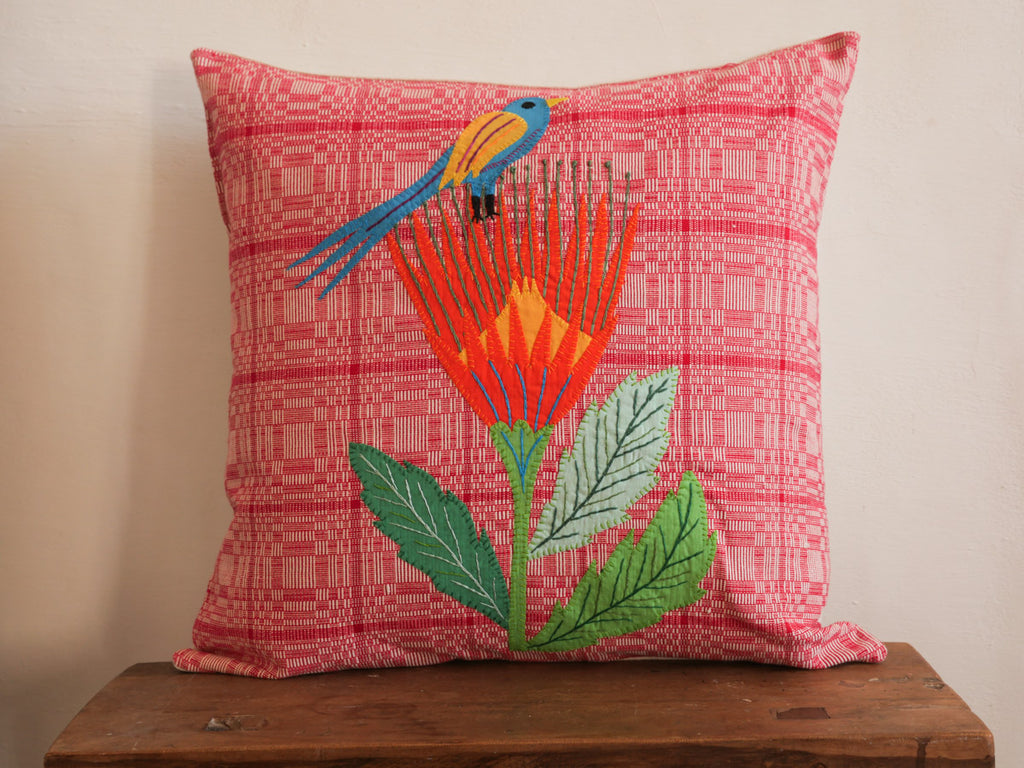 Storie coussin binakol appliqué