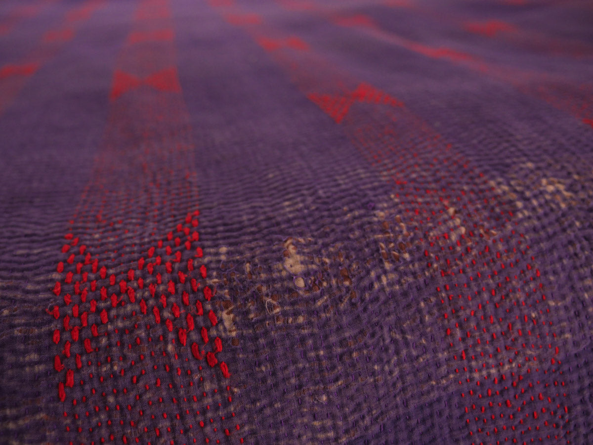 Kantha sari couvre-lit  No.160 "Royal Electric",  coton recyclé brodé à la main