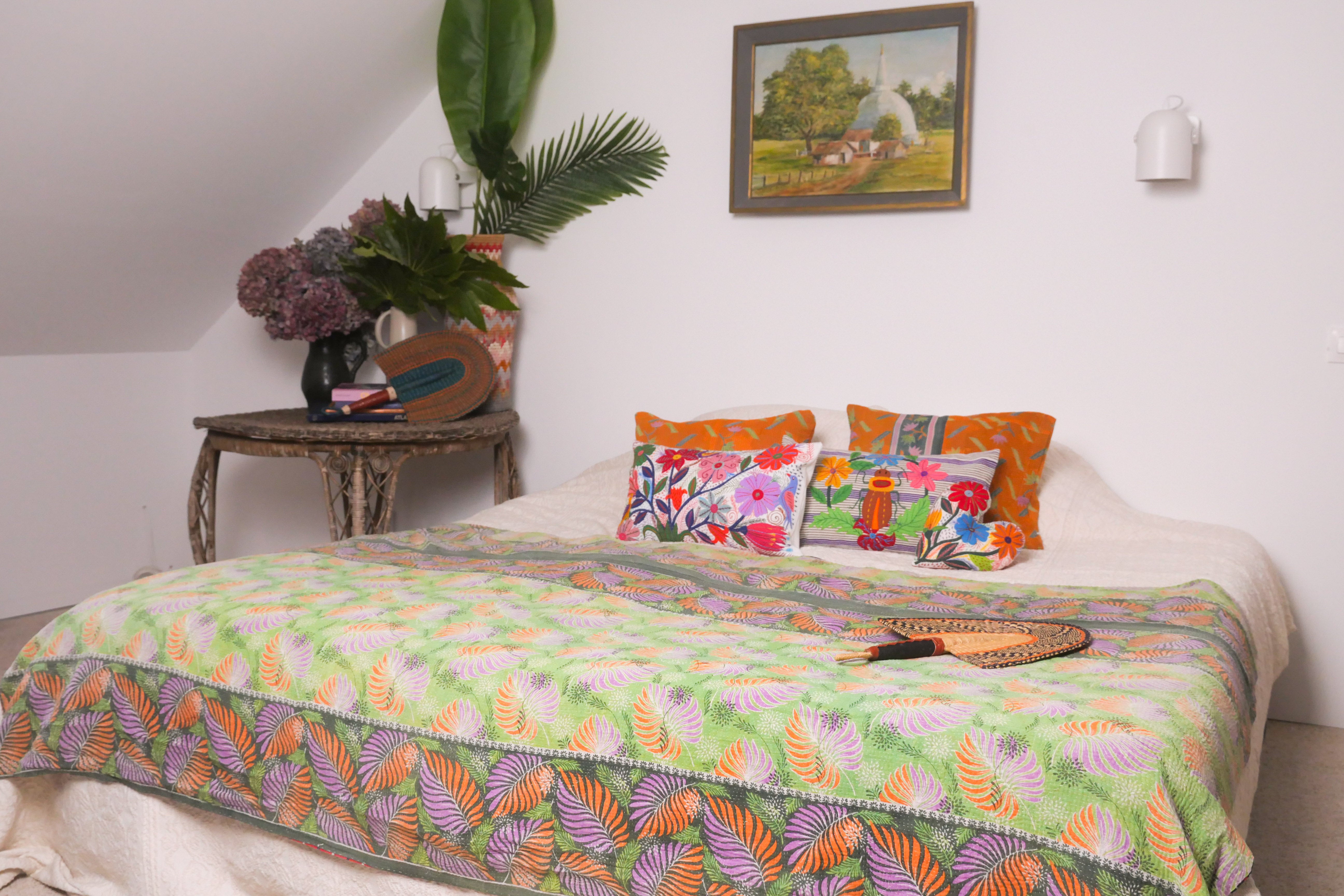 Kantha couvre lit, fait main avec du coton recyclé