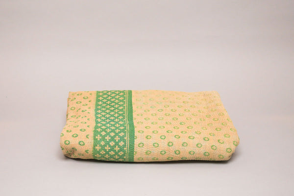 Kantha sari couvre-lit  No.106 "Sandbanks",  coton recyclé brodé à la main