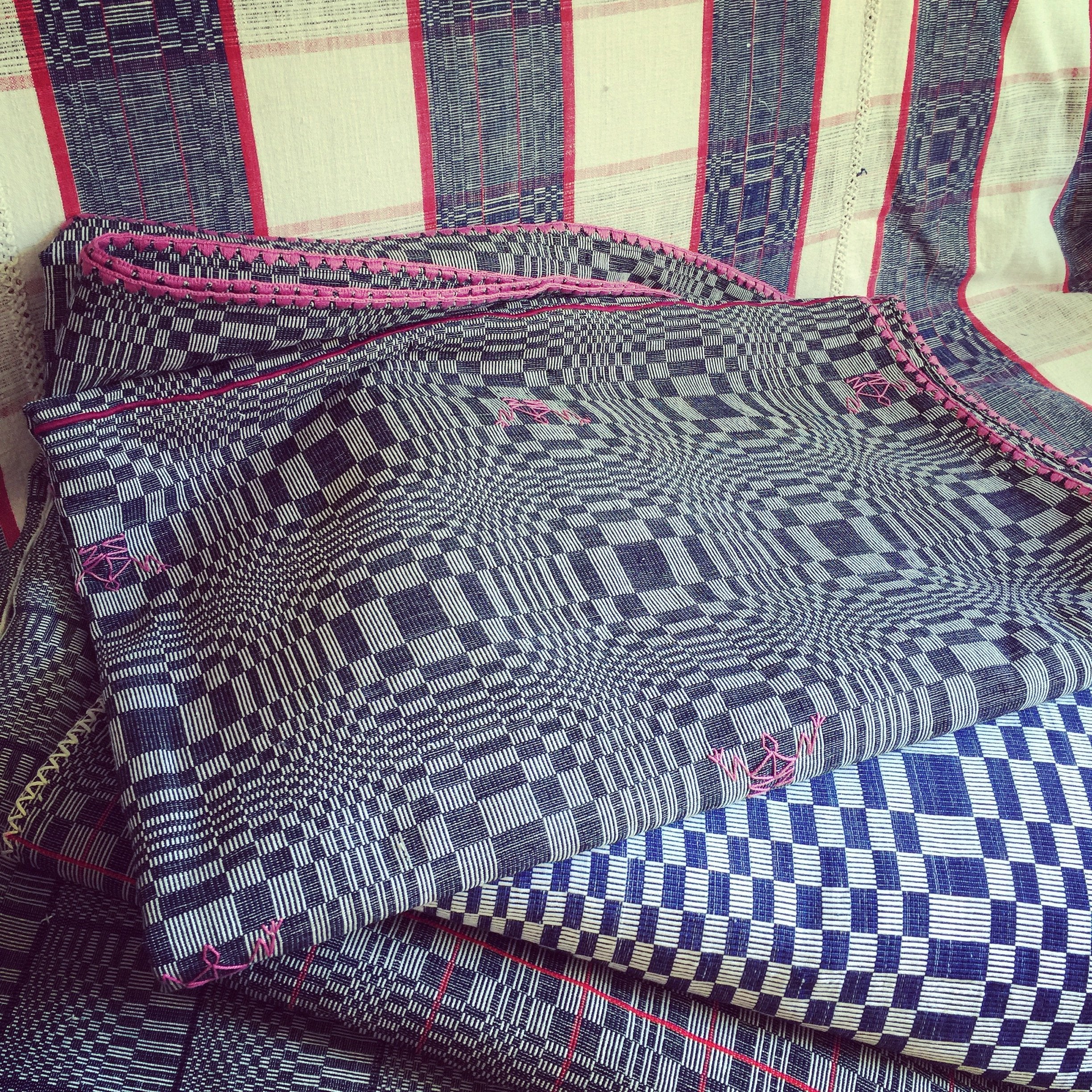 Balay Ni Atong Textiles BINAKUL, plaid traditionel des Philippines