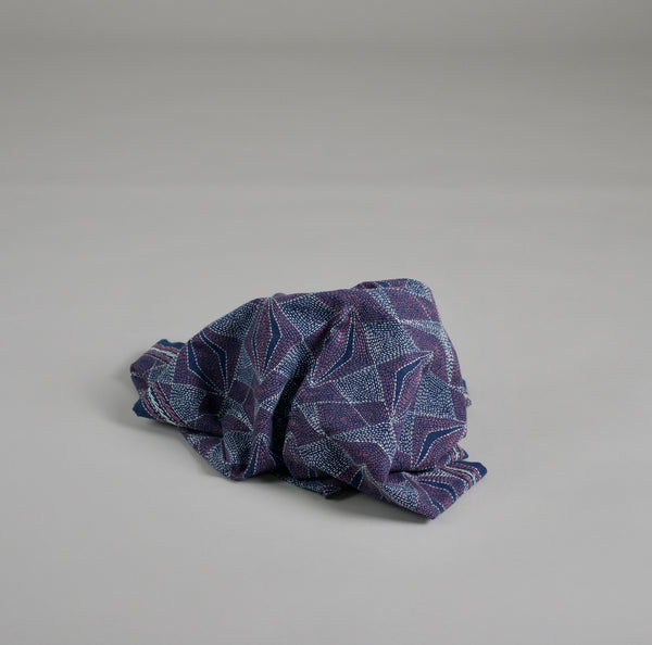 Kantha Indigo, châle brodé main, diamonds