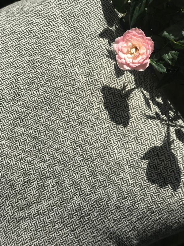 Coussin mitla, coton tissé main au Mexique, 50x50cm