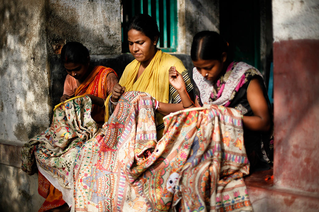 Housse de coussin kantha en saris recyclées